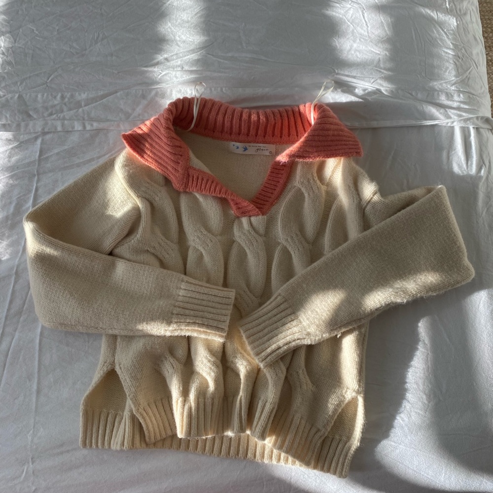 Boutique women’s sweater